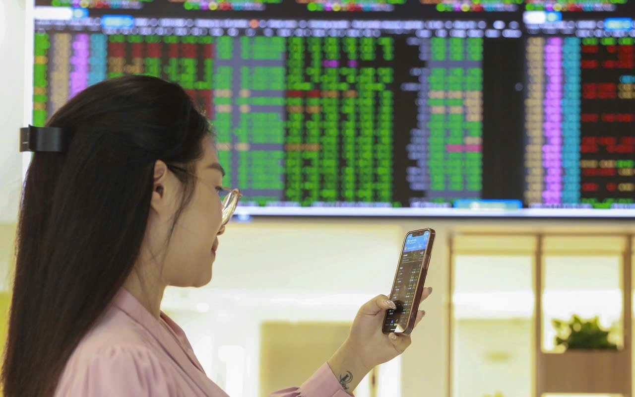 Kl99com link không chặn ngày 14/5: Xu hướng tích cực duy trì, VN-Index lập đỉnh lịch sử mới
