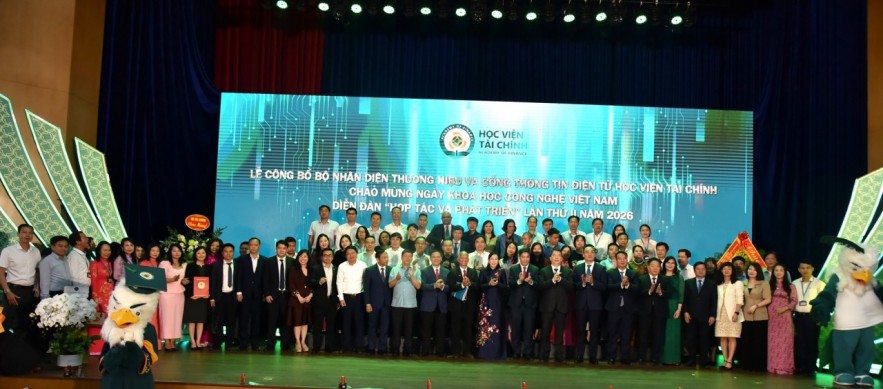 Học viện Kl99kl tải ứng dụng công bố nhận diện thương hiệu mới và chào mừng ngày Khoa học công nghệ Việt Nam Thứ trưởng Cao Anh Tuấn: Học viện Kl99kl tải ứng dụng cần tiếp tục khẳng định vị thế trung tâm đào tạo nguồn nhân lực tài chính chất lượng cao hàng đầu đất nước