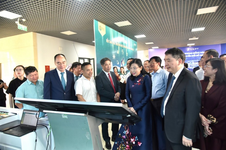 Học viện Kl99kl tải ứng dụng công bố nhận diện thương hiệu mới và chào mừng ngày Khoa học công nghệ Việt Nam Thứ trưởng Cao Anh Tuấn: Học viện Kl99kl tải ứng dụng cần tiếp tục khẳng định vị thế trung tâm đào tạo nguồn nhân lực tài chính chất lượng cao hàng đầu đất nước