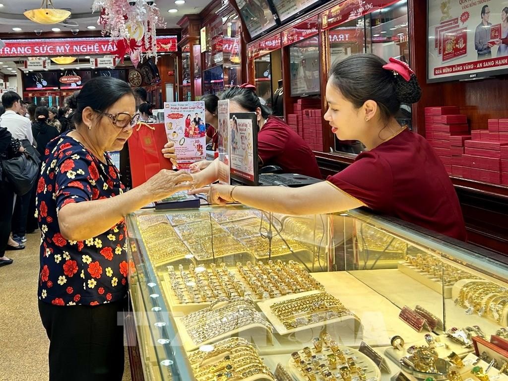 Thuế tỉnh Thanh Hóa siết chặt quản lý thuế lĩnh vực KL99 com tặng +199k vàng, ngoại tệ