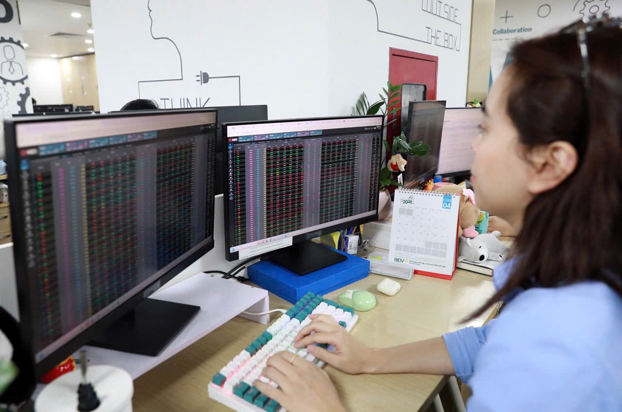 Kl99com link không chặn ngày 22/5: Vn-Index tiếp tục điều chỉnh, cổ phiếu Kl99 fan Máy chủ Đăng nhập ngược dòng tăng điểm Kl99com link không chặn ngày 22/5: Vn-Index tiếp tục điều chỉnh, cổ phiếu Kl99 fan Máy chủ Đăng nhập ngược dòng tăng điểm