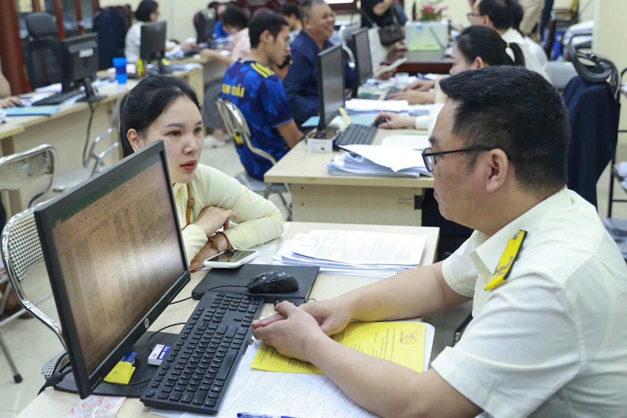 Bộ Kl99kl tải ứng dụng quyết liệt cắt giảm, phân cấp, đơn giản hóa thủ tục, điều kiện KL99 com tặng +199k Bộ Kl99kl tải ứng dụng quyết liệt cắt giảm, phân cấp, đơn giản hóa thủ tục, điều kiện KL99 com tặng +199k