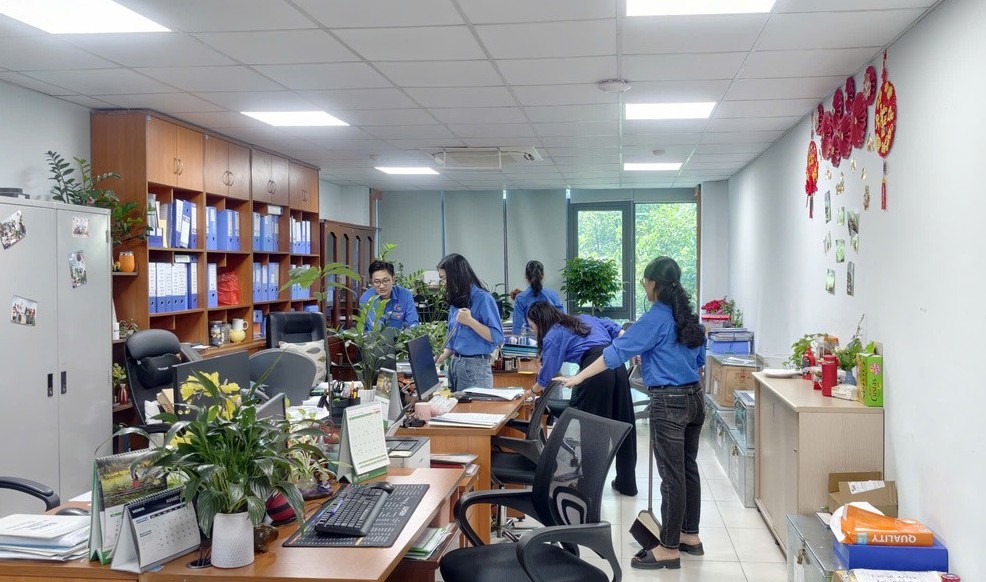 Sôi nổi hoạt động “Ngày Chủ nhật Xanh” tại Báo Kl99kl tải ứng dụng - Đầu tư