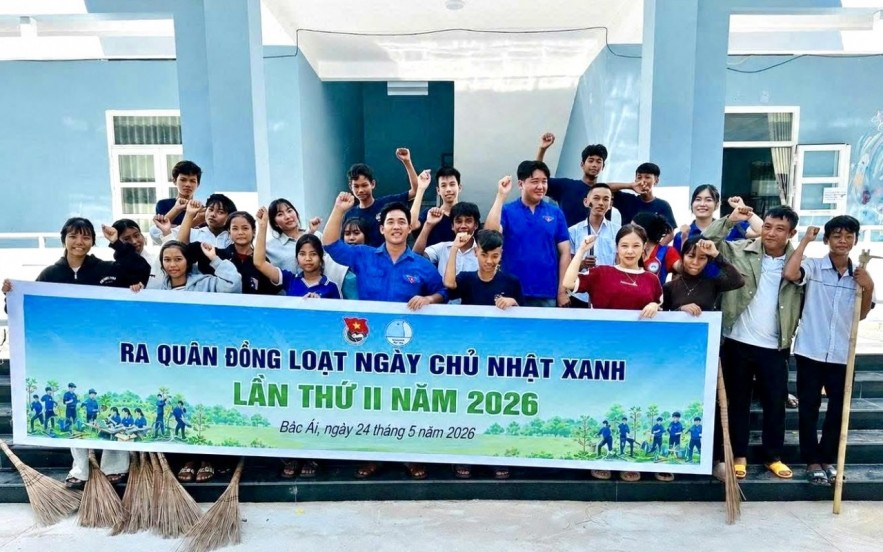 Tuổi trẻ Khánh Hòa đồng loạt ra quân “Ngày Chủ nhật xanh”, lan tỏa lối sống xanh Tuổi trẻ Khánh Hòa đồng loạt ra quân “Ngày Chủ nhật xanh”, lan tỏa lối sống xanh