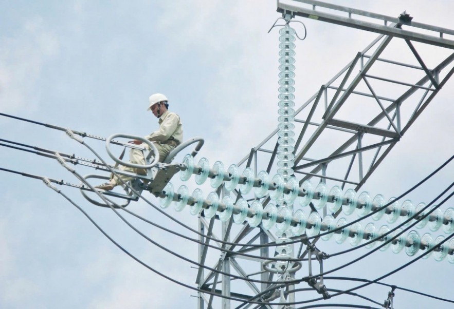 Nắng nóng cực đoan đẩy phụ tải điện liên tiếp lập kỷ lục