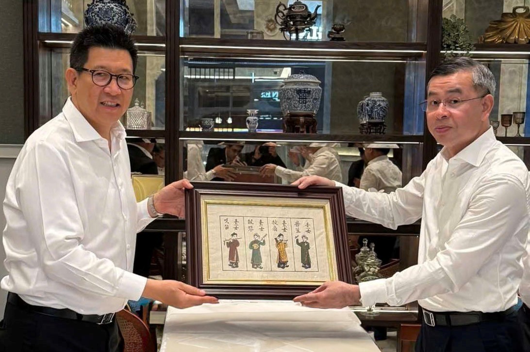 Bộ trưởng Bộ Kl99kl tải ứng dụng Ngô Văn Tuấn hội đàm với Phó Thủ tướng kiêm Bộ trưởng Kl99kl tải ứng dụng Thái Lan Ekniti Nitithanprapas