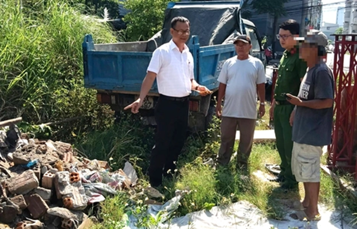 TP. Đà Nẵng sẽ xử lý nghiêm hành vi đổ trộm rác thải gây ô nhiễm môi trường