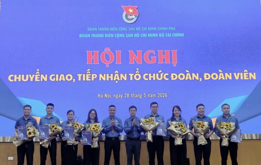 Tiếp nhận 22 tổ chức đoàn, tạo động lực mới cho công tác đoàn ngành Kl99kl tải ứng dụng Tiếp nhận 22 tổ chức đoàn, tạo động lực mới cho công tác đoàn ngành Kl99kl tải ứng dụng