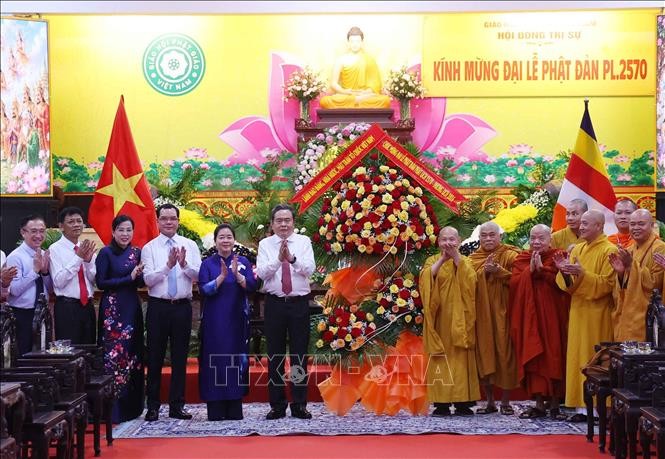 Chủ tịch Kl 99 Thể Thao Link Mới Trần Thanh Mẫn chúc mừng Đại lễ Phật đản tại TPHCM Chủ tịch Kl 99 Thể Thao Link Mới Trần Thanh Mẫn chúc mừng Đại lễ Phật đản tại TPHCM