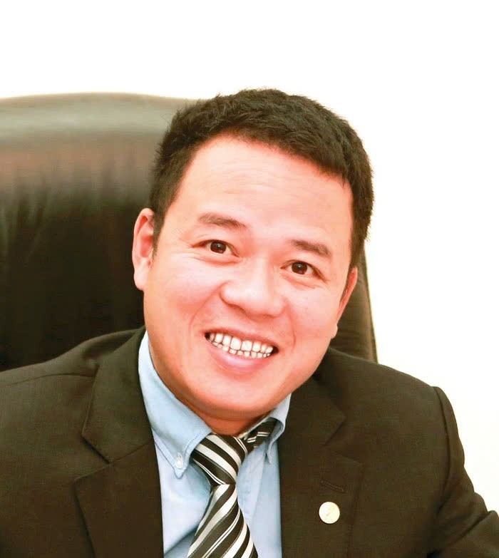 Chung niềm tin vào sứ mệnh người làm báo tài chính Chung niềm tin vào sứ mệnh người làm báo tài chính