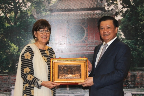 bộ trưởng đinh tiến dũng