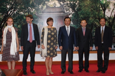 bộ trưởng đinh tiến dũng
