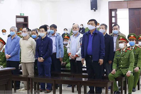 Quang cảnh phiên tòa sơ thẩm.