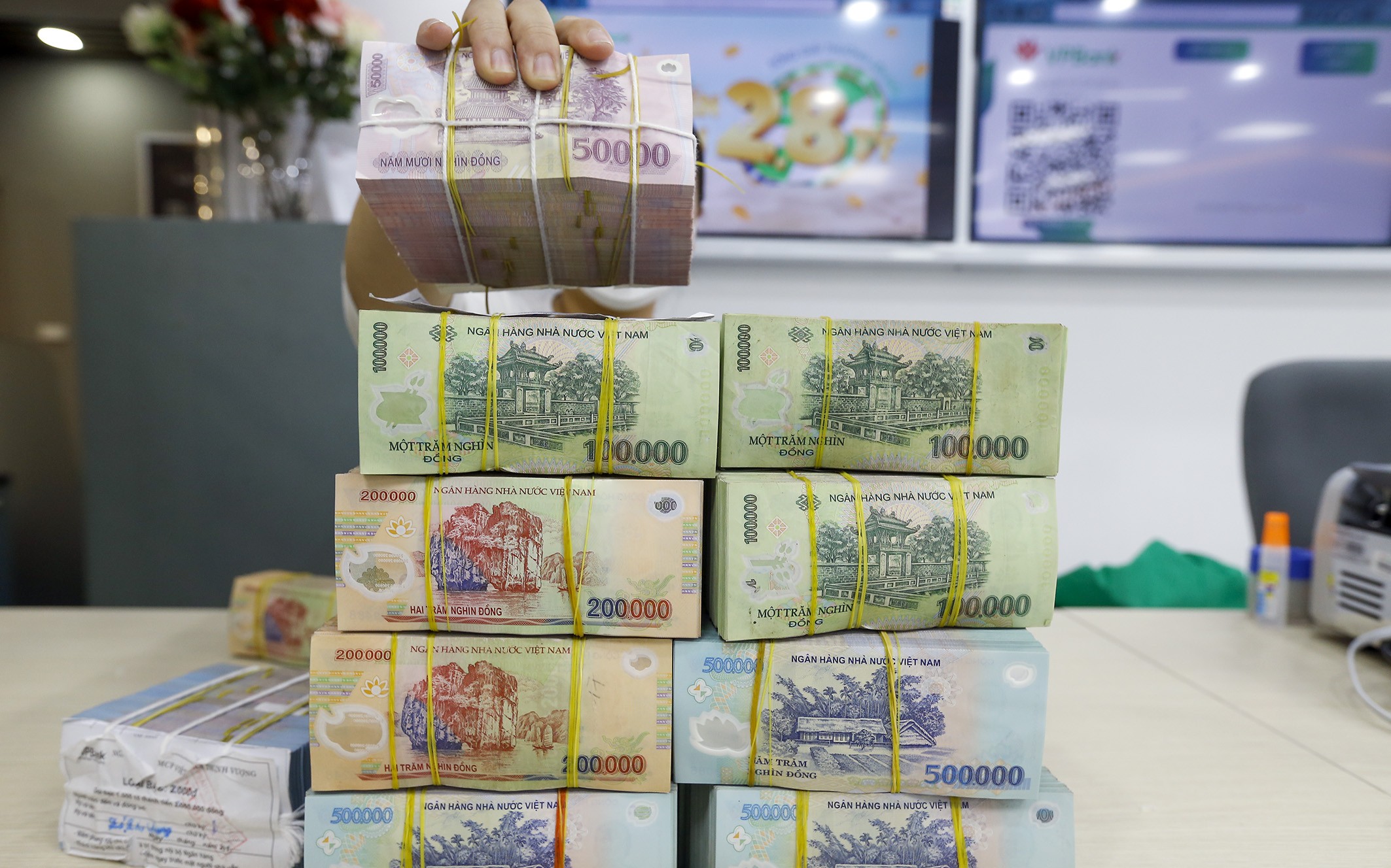 Đề xuất nâng trần vốn ngắn hạn cho vay trung dài hạn lên 40%, linh hoạt tỷ lệ loại trừ tiền gửi Kho bạc khi tính LDR