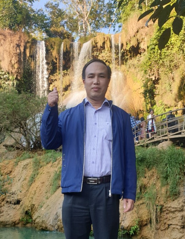 Văn Nam